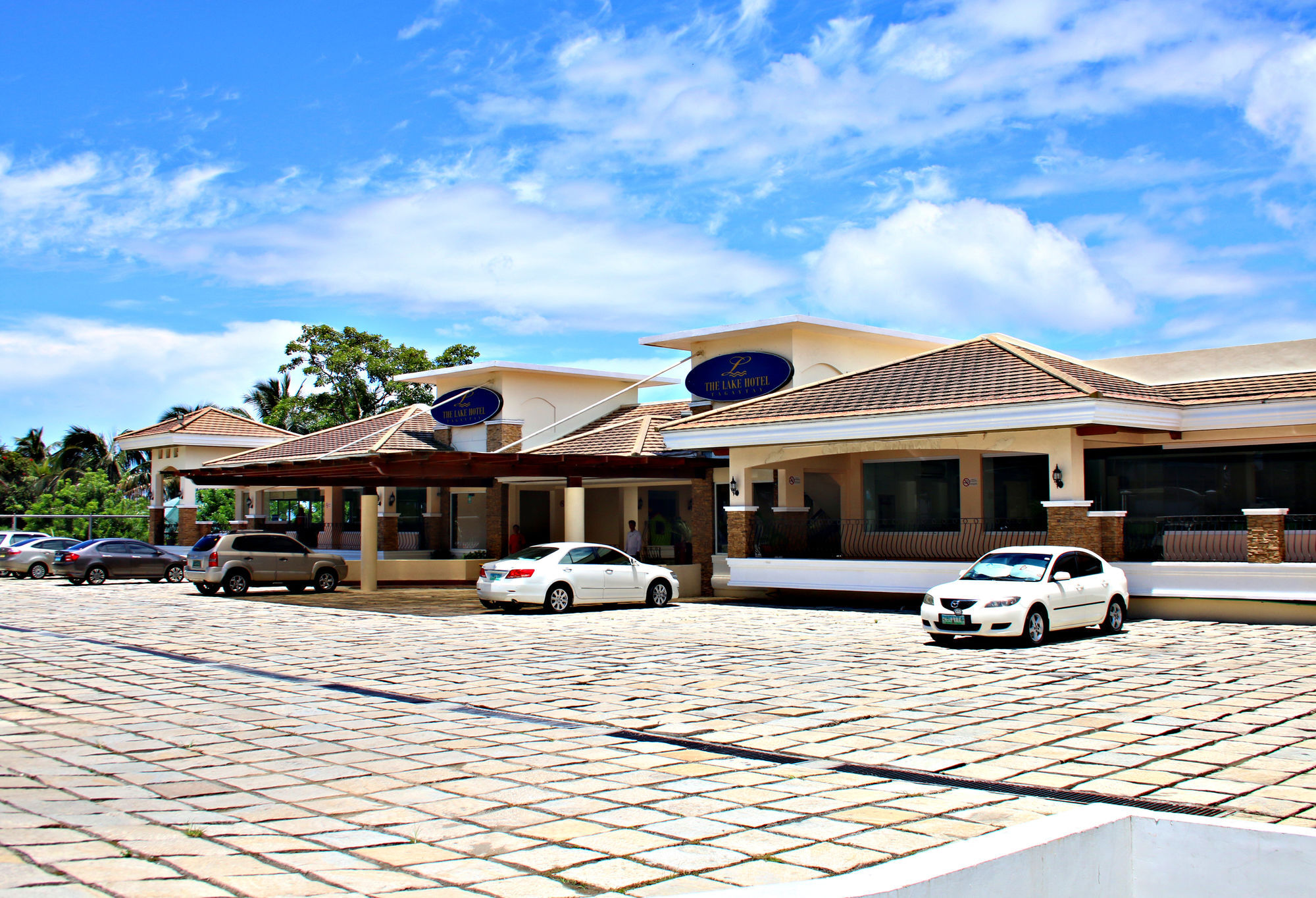โรงแรมเดอะ เลค ทาเกย์เตย์ Tagaytay City ภายนอก รูปภาพ